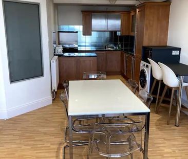 2 bedroom house to rent - Photo 1