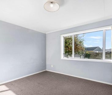 44 Avon Road, Clifton - Photo 3