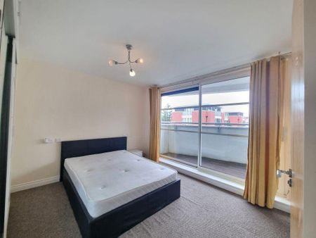 2 bedroom flat to rent - Photo 4