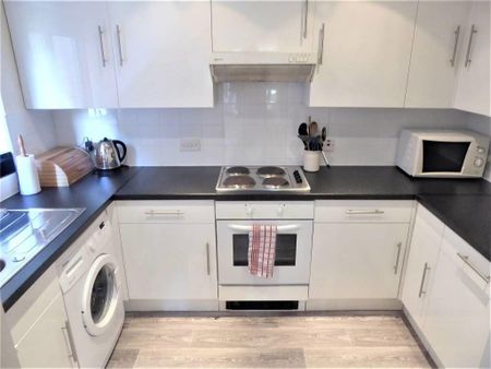 1 bedroom flat to rent - Photo 5