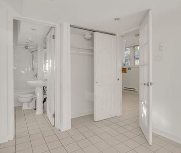 For Lease - 321 Palmerston Boulevard Unit# Coach House, Toronto, On... - Photo 3