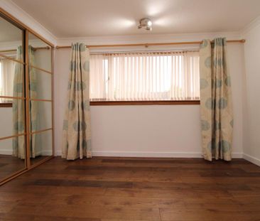 2 bedroom semi-detached house to rent - Photo 2