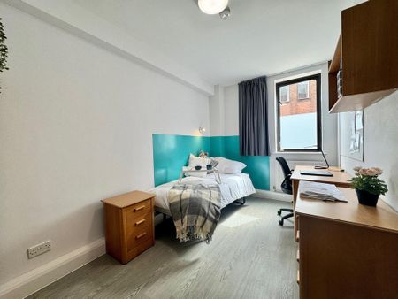House share to rent - Photo 2