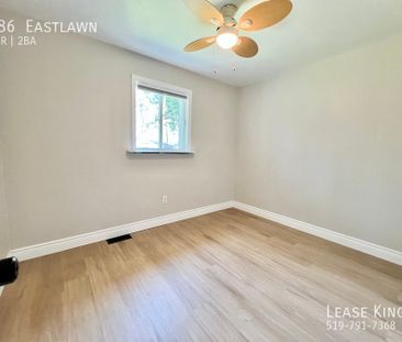 986 Eastlawn | $2300 | 3+1 bedroom - Photo 5