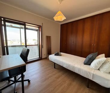 Rua de Damião de Góis, Porto, Braga 4050-221 - Photo 1