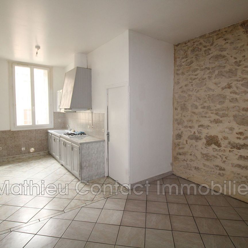 Centre-ville, Location appartement 2 pièces 50 m² - Photo 1