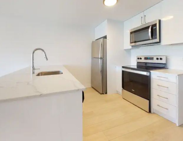 5120 Earnscliffe | 5120 Earnscliffe Avenue, Montreal · studio - Photo 1