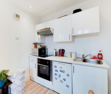 Studio to rent - Photo 5