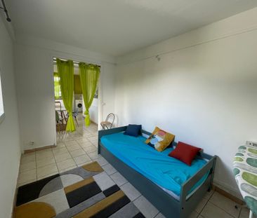 Appartement T2 PROCHE FOUILLOLE - Photo 2