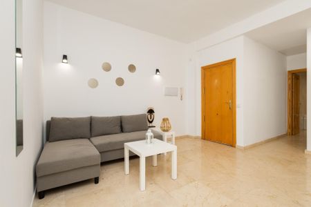 Apartamento de alquiler en Calle Eduardo Aguilera Romero, 12, Manantiales - Estación de Autobuses - Photo 4