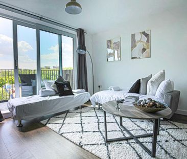 1 bedroom serviced apartment to rent - Photo 2