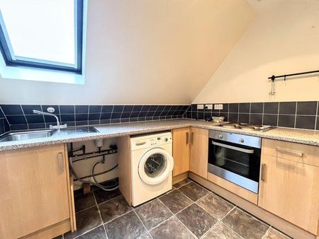 Studio to rent - Photo 5