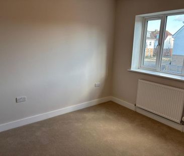 4 bedroom detached house to rent - Photo 1