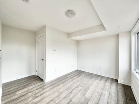 For Lease - 2667 Megdalen Path, Oshawa, Ontario - Photo 5