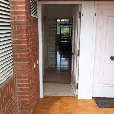 Dúplex de alquiler en Carrer de la Creu D'en Muntaner, Centre - Photo 3