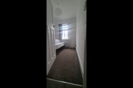 3 Bed Terraced House, Barriedale, SE14 - Photo 3