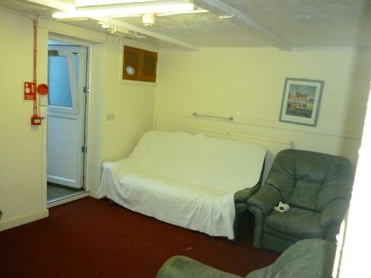 5 bedroom terraced house to rent - Photo 1
