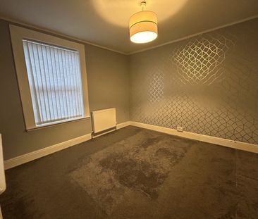 Nowell Place, Harehills, LS9 - Leeds - Photo 2