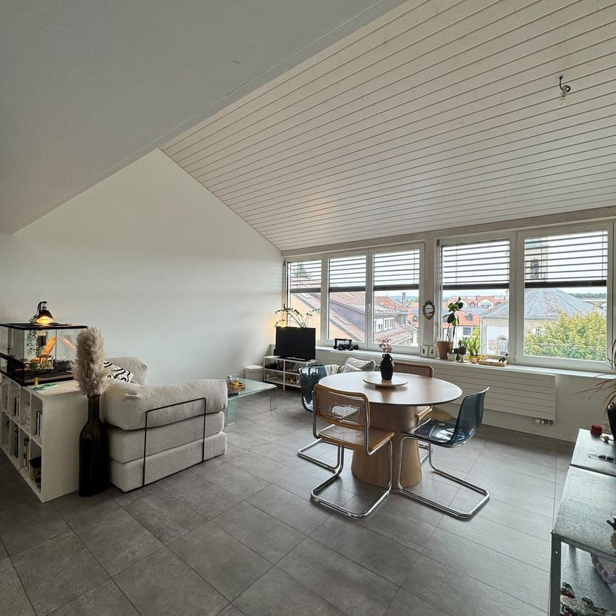 Jolie app. en duplex au centre d'Echallens avec balcon - Foto 1