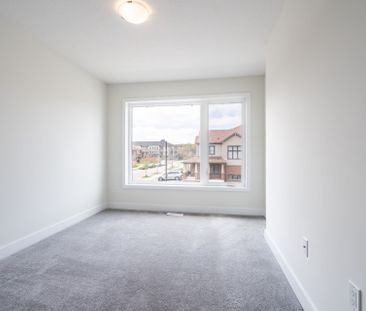 For Lease - 6 Bedrock Drive, Hamilton, Ontario - Photo 6