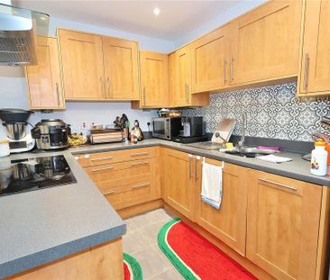 2 bedroom apartment to rent - Photo 6