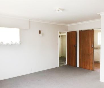 Unit 3, 32 Hayward Road, Papatoetoe, Auckland - Photo 3