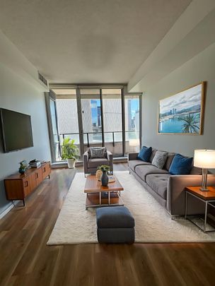 For Lease - 111 Elizabeth Street Unit# 1708, Toronto, Ontario - Photo 1