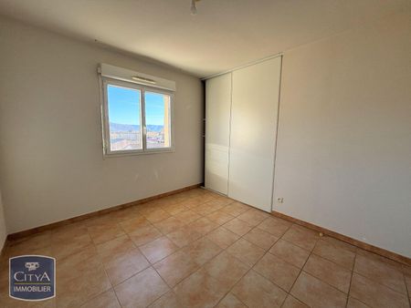 Location Appartement 3 pièces 63m² CHATEAU ARNOUX ST AUBAN 04160 - Photo 3