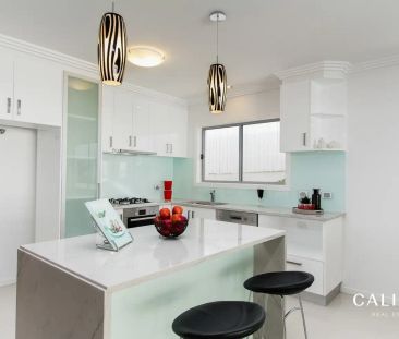 “Low Set in Grange - Easy to maintain - Ducted Air Cond” - Photo 1