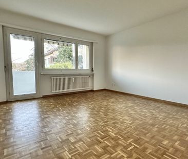 Teilsanierte 4.5 Zimmer-Wohnung an ruhiger Lage - Photo 3