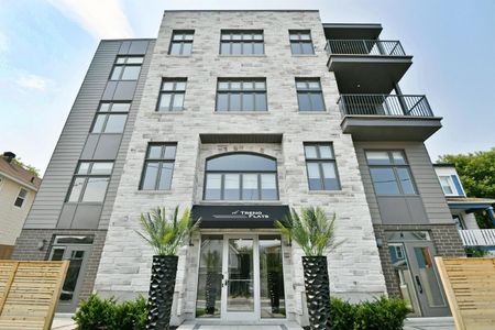 16 Champagne Avenue South - 305 - Photo 4