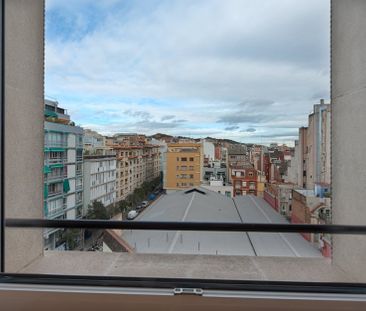 Carrer de Balmes, Barcelona, Catalonia 08006 - Photo 6