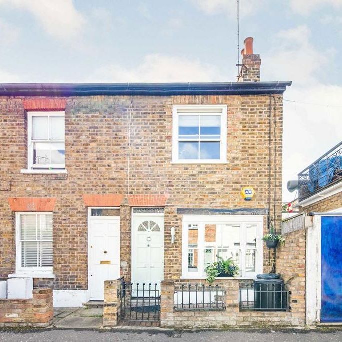 2 bedroom house to rent - Photo 1