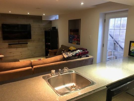 For Lease - 32 Attridge Drive Unit# Basement, Aurora, Ontario - Photo 1