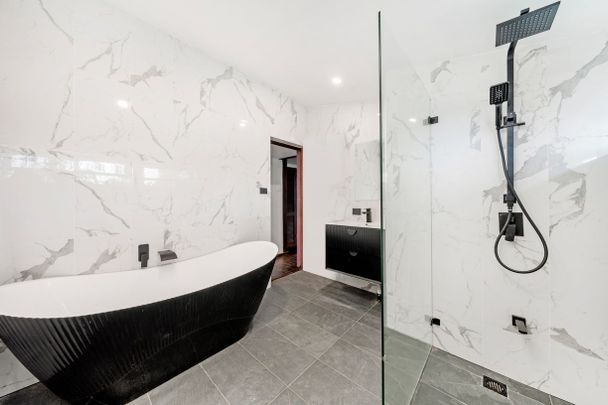 Ready for you to move in immediately - Photo 1