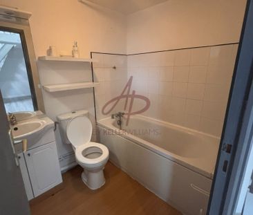 Location Appartement 3 pièces 41m² TOURCOING 59200 - Photo 4