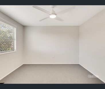 9 Stumm Street, Kearneys Spring, Qld 4350 - Photo 2