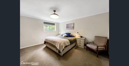 Avoca Beach Family Living at Its Finest - Spacious 5-Bedroom Home! - Photo 3