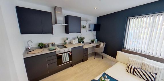 Studio to rent - Photo 2