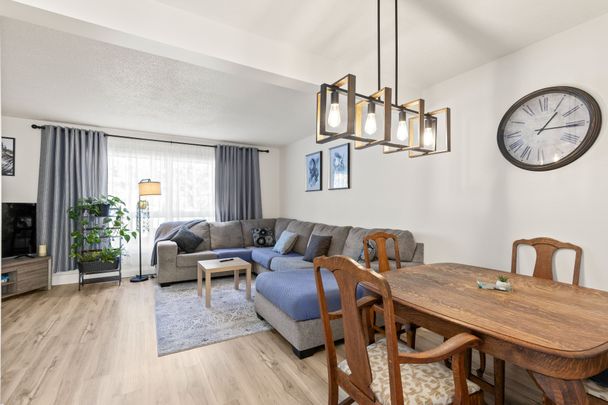 For Lease - 355 SANDRINGHAM Crescent Unit# 53, London South, Ontario - Photo 1