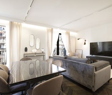 Tout savoir sur cet appartement dans le quartier Triangle d'Or, à P... - Photo 1