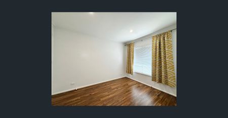 Inner City Living in Comfort - Photo 3