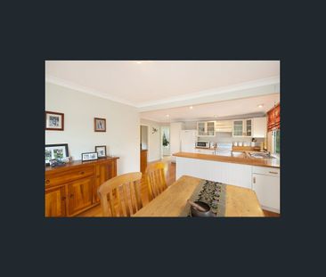 9 Nords Wharf Road, Nords Wharf, NSW 2281 - Photo 2