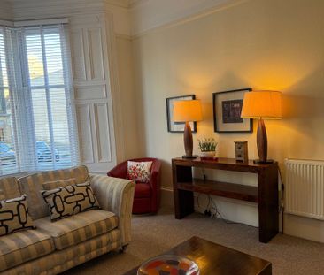 2 Bed Flat - Photo 5