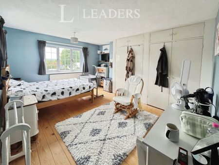 4 bedroom house to rent Mill Street, St. Osyth, Clacton-on-Sea, CO16 - Photo 4