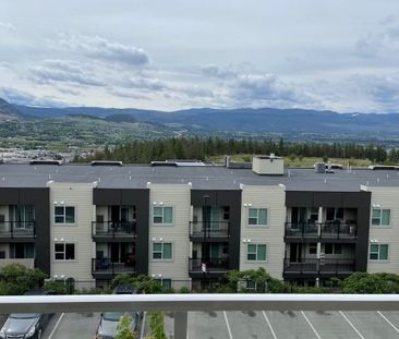 2bed, 2bath Fully furnished U6 Top floor penthouse condo UBCO - Photo 3