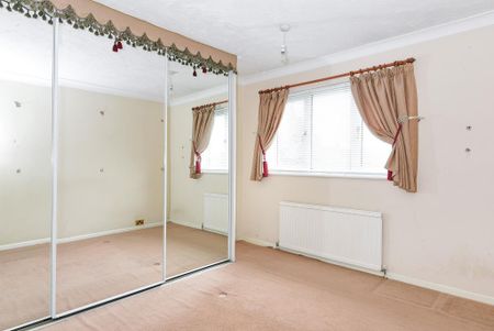 3 bedroom terraced house to rent - Photo 3