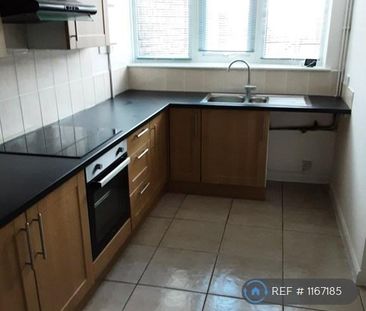 3 bedroom end of terrace house to rent - Photo 6