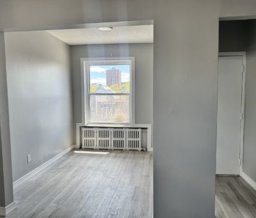 883 Somerset Street West - 6 - Photo 3
