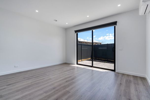 Comfort & Style - Photo 1